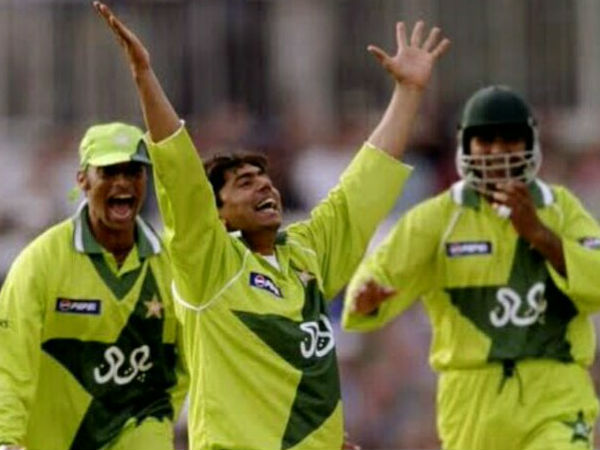 5. ಸಕ್ಲೇನ್ ಮುಷ್ತಾಕ್