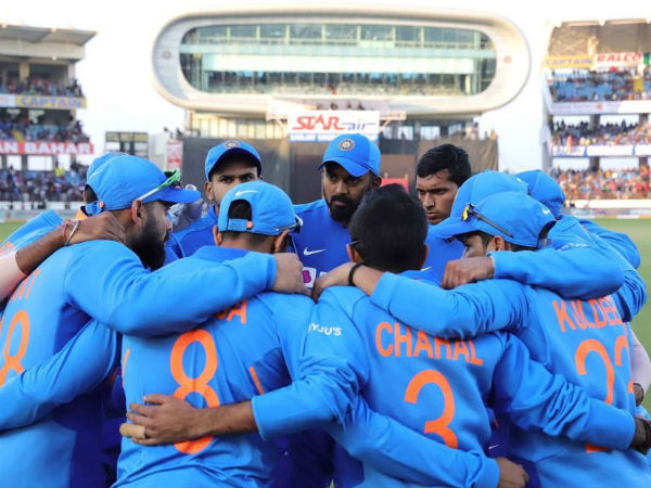 ವೀಕ್ಷಕರ ಸಮ್ಮುಖದಲ್ಲೇ ಕ್ರಿಕೆಟ್?