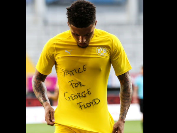 ಒಂದಾದ ಫುಟ್ಬಾಲ್ ಲೋಕ