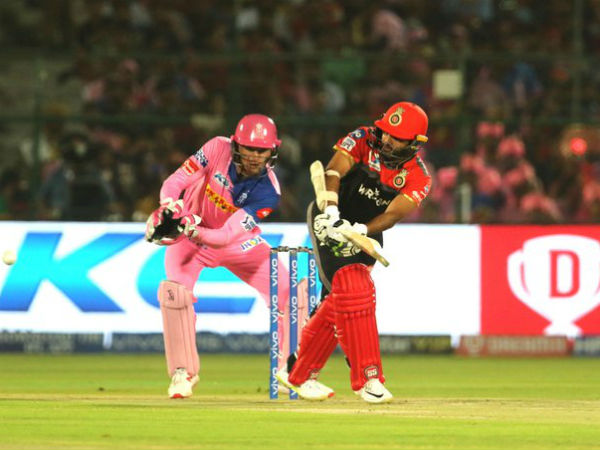  ಮೂವರು ನಾಯಕರೊಂದಿಗೆ ಪಾರ್ಥಿವ್ ಆಟ 