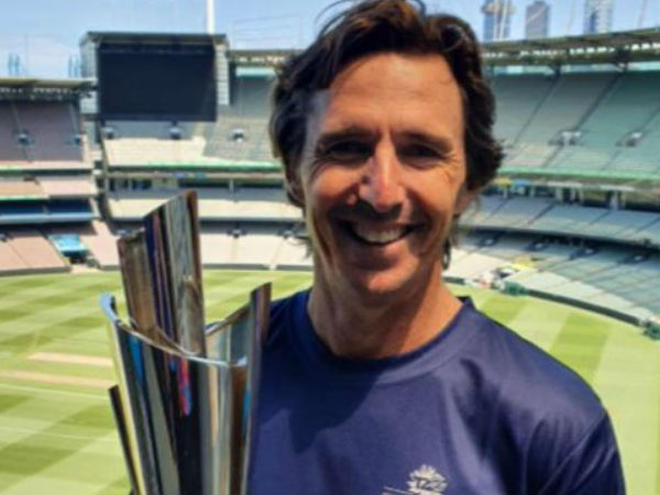 ಹಾಗ್ ಹೆಸರಿಸಿದ ಕರೆಂಟ್ ಒಡಿಐ XI