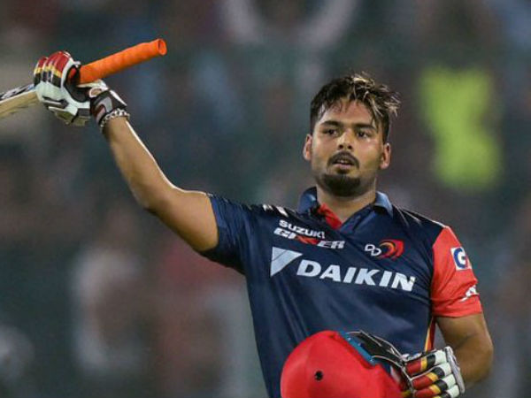 5 ಬೌಂಡರಿಗಳು, 7 ಸಿಕ್ಸರ್‌