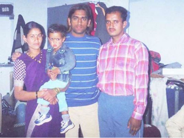 ಕೂಲ್ ಕ್ಯಾಪ್ಟನ್ ಎಂಎಸ್ ಧೋನಿ ಕೂಲ್ ಕ್ಯಾಪ್ಟನ್ ಎಂಎಸ್ ಧೋನಿ