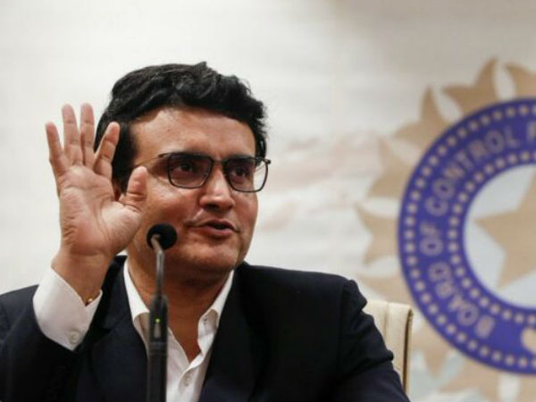 ವೇದಿಕೆಯನ್ನೇ ಕಿತ್ತುಕೊಳ್ಳಲಾಯಿತು