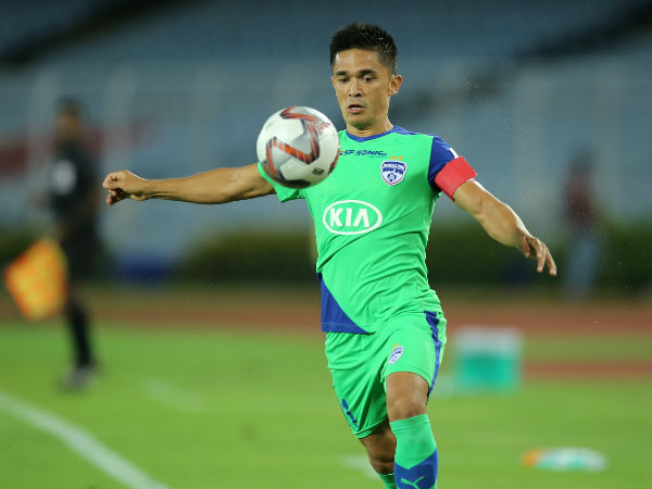 2. ಸುನಿಲ್ ಛೆಟ್ರಿ, ಫುಟ್ಬಾಲ್