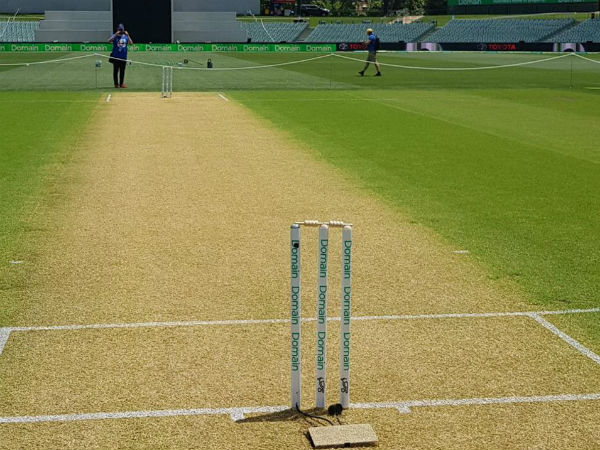 ಸಮಯ ಹಾಗೂ ನೇರಪ್ರಸಾರ