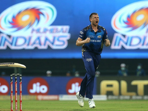 ಕಾಲೆಳೆಯುತ್ತಿದ್ದಾರೆ ಅಭಿಮಾನಿಗಳು