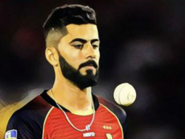 ವಾಲ್ಷ್ ಹೋಲಿಕೆಯ ಬೌಲಿಂಗ್