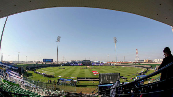 ಅದುವೇ ನಕಲಿ ಸೌಂಡ್, ನಕಲಿ ಸ್ಟೇಡಿಯಂ ಪ್ರೇಕ್ಷಕರು 