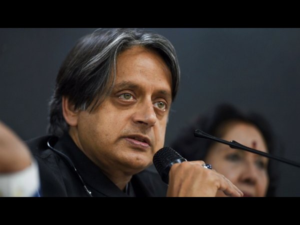 Shashi Tharoor Calls Sanju Samson Next MS Dhoni: Gautam Gambir Disagrees Shashi Tharoor Calls Sanju Samson Next MS Dhoni: Gautam Gambir Disagrees