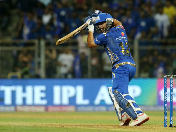 ಯುವಕರು ಕಲಿಯುತ್ತಿದ್ದಾರೆ