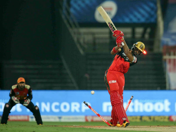 ಹೈದರಾಬಾದ್ ಬೌಲಿಂಗ್ ದಾಳಿ