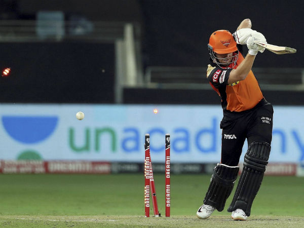 ಆರಂಭದಲ್ಲೇ ಹೈದರಾಬಾದ್‌ಗೆ ಆಘಾತ