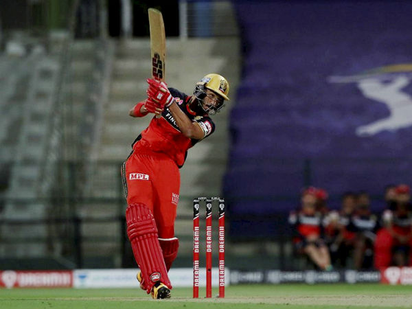 ಪಡಿಕ್ಕಲ್ ಏಕಾಂಗಿ ಹೋರಾಟ