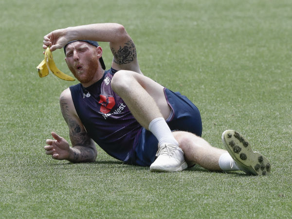 ಸಿಕ್ಸರ್ ಬಾರಿಸುವಲ್ಲಿ ಎತ್ತಿದ ಕೈ 