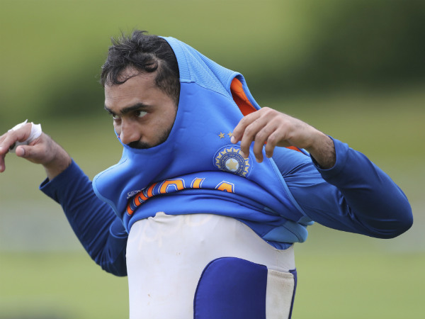 ದಿನೇಶ್ ಕಾರ್ತಿಕ್ (7.74 ಕೋಟಿ ರು) ದಿನೇಶ್ ಕಾರ್ತಿಕ್ (7.74 ಕೋಟಿ ರು)