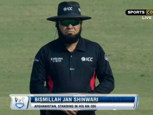 ಅಂತಾರಾಷ್ಟ್ರೀಯ ಪಂದ್ಯಗಳ ಅಂಪೈರ್ 