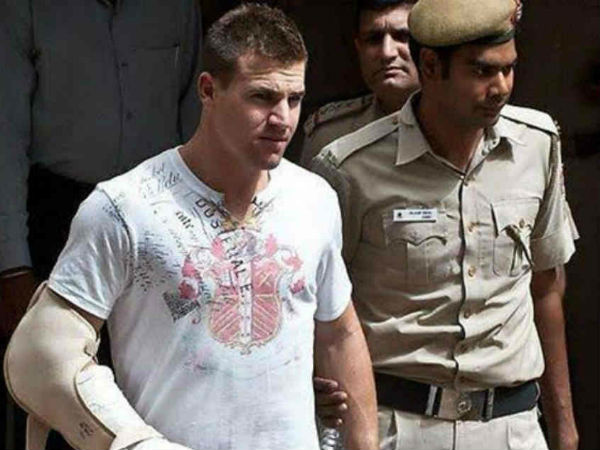 ಆರ್‌ಸಿಬಿ ಆಟಗಾರ ಲ್ಯೂಕ್ ಪೊಮರ್ಸ್‌ಬಾಚ್