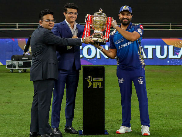 ವಿನ್ನರ್-ರನ್ನರ್ ಪ್ರಶಸ್ತಿ ಮೊತ್ತ ವಿನ್ನರ್-ರನ್ನರ್ ಪ್ರಶಸ್ತಿ ಮೊತ್ತ