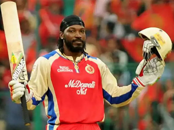 2011: ಕ್ರಿಸ್ ಗೇಲ್