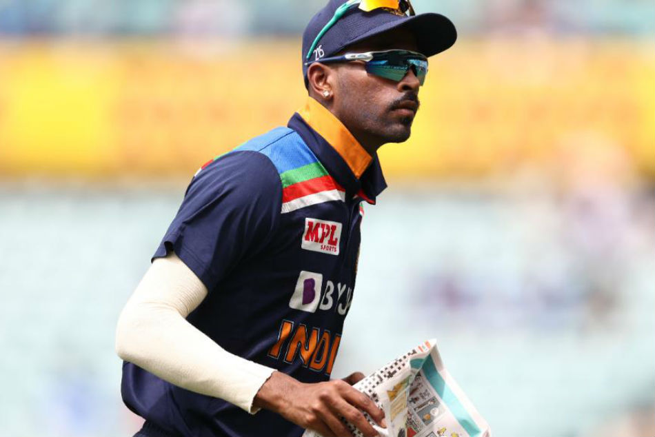 Hardik Pandya returns to bowling for 1st time in ODIs since 2019 World Cup Hardik Pandya returns to bowling for 1st time in ODIs since 2019 World Cup