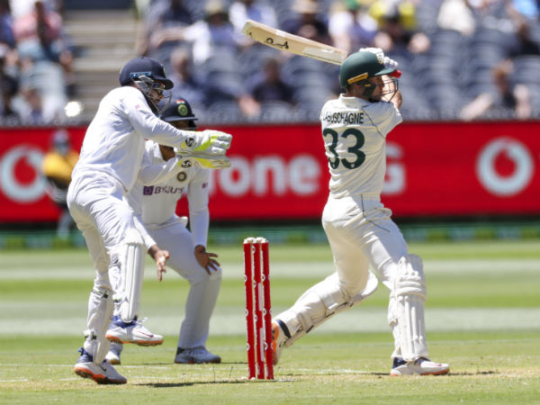 ಸಿರಾಜ್‌ಗೆ ಲ್ಯಾಬುಶೈನ್ ಮೊದಲ ಬಲಿ