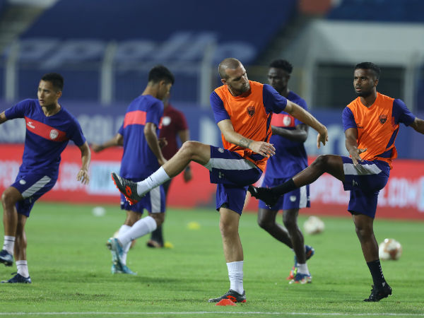 ಸ್ವಲ್ಪ ಮಟ್ಟಿನ ಹಿನ್ನಡೆ ಕಂಡಿದೆ