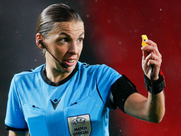 ಫುಟ್ಬಾಲ್ ಅಸೋಸಿಯೇಶನ್ ಟ್ವೀಟ್