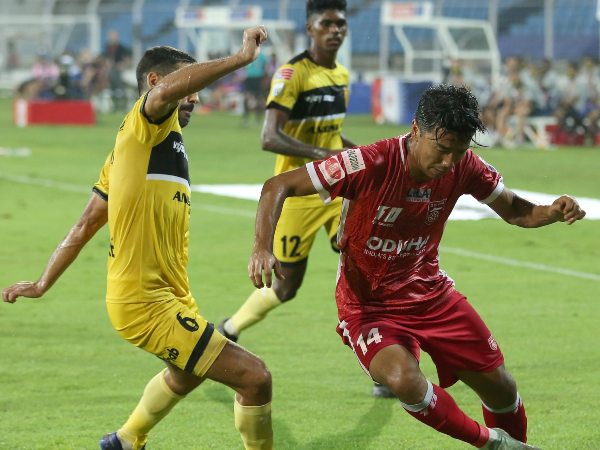 ಮೂರು ಅಂಕಗಳನ್ನು ಗಳಿಸುತ್ತಿದ್ದರು