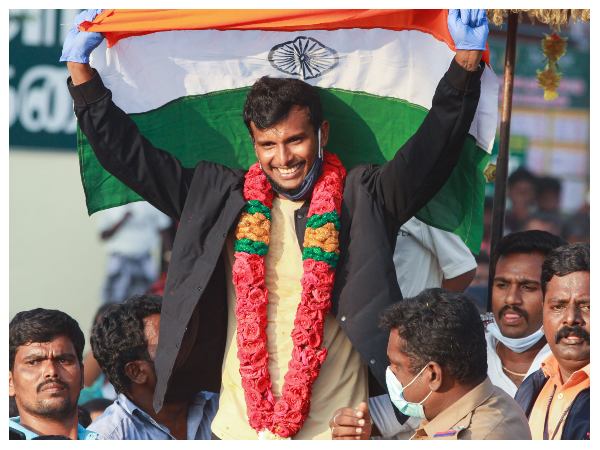 ತವರಿನಲ್ಲೂ ತಂಡವನ್ನು ಪ್ರತಿನಿಧಿಸಲು ಸಜ್ಜು