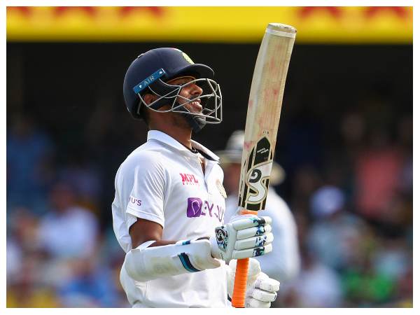 ಮೂರು ಇನ್ನಿಂಗ್ಸ್‌ನಲ್ಲಿ ಎರಡು ಅರ್ಧ ಶತಕ