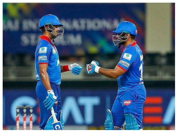 ಮುಂಬೈಗೆ ತಲುಪಿದ ಡೆಲ್ಲಿ ಸದಸ್ಯರು