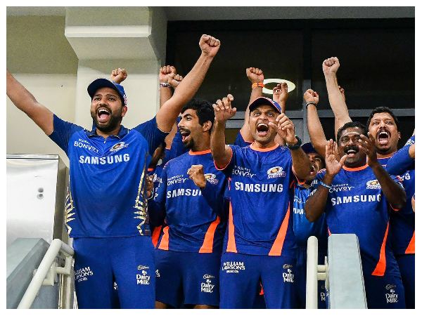 ಆರು ಕ್ರೀಡಾಂಗಣದಲ್ಲಿ ಪಂದ್ಯಗಳು