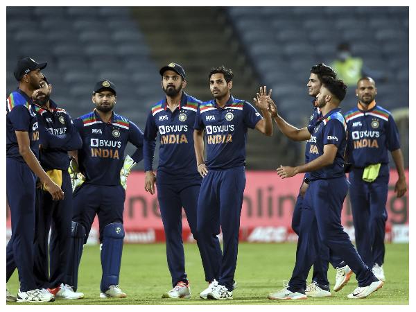 ಭಾರತ ಆಡುವ ಬಳಗ