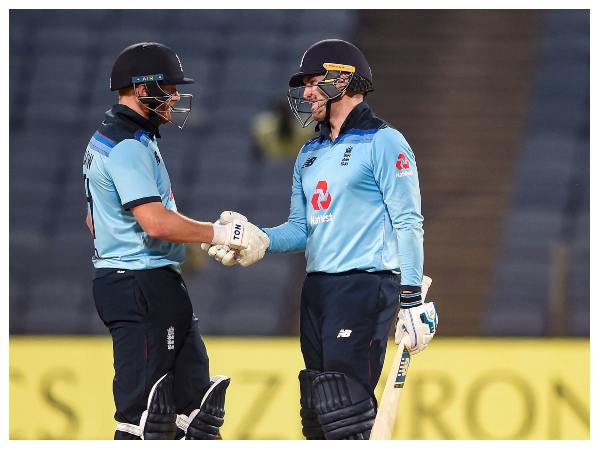 ಇಂಗ್ಲೆಂಡ್ ಆಡುವ ಬಳಗ