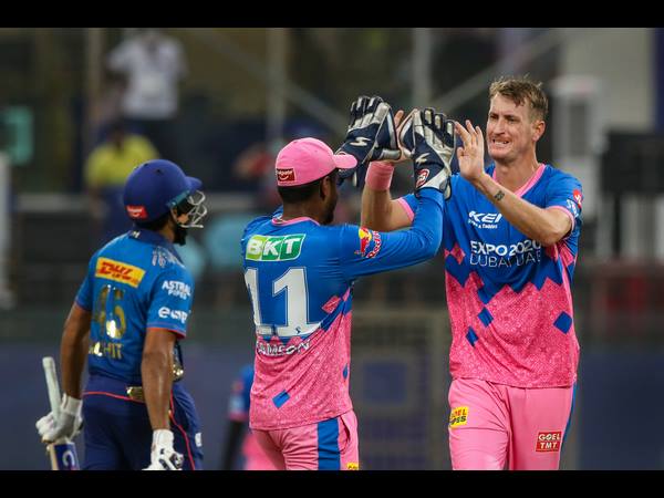 7. ಅತ್ಯುತ್ತಮ ಬೌಲಿಂಗ್ ಪ್ರದರ್ಶನ 