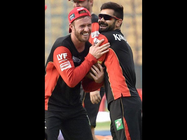 1. ರಾಯಲ್ ಚಾಲೆಂಜರ್ಸ್ ಬೆಂಗಳೂರು (2013) 