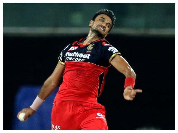 ಹರ್ಷಲ್ ಬೆನ್ನಿಗೆ ನಿಂತ ನಾಯಕ