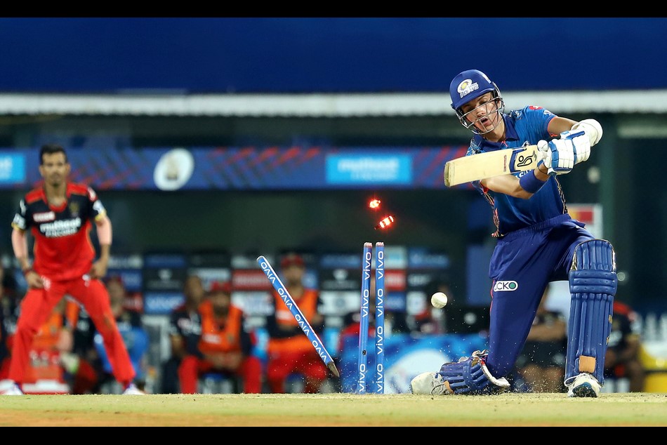 IPL 2021 : Mumbai Indians lost their 9th successive first game in IPL history IPL 2021 : Mumbai Indians lost their 9th successive first game in IPL history