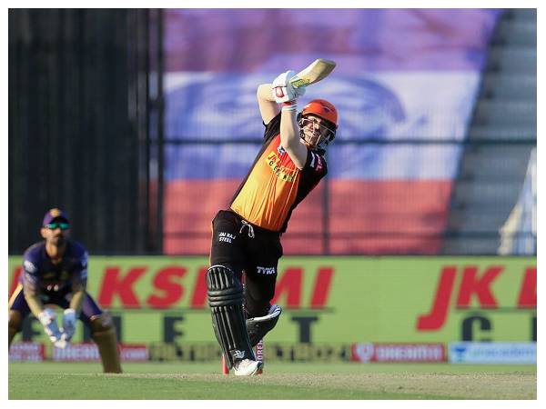 ಯಶಸ್ವಿ ಬ್ಯಾಟ್ಸ್‌ಮನ್