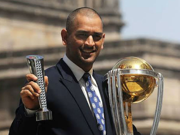 1. ಎಂಎಸ್ ಧೋನಿ