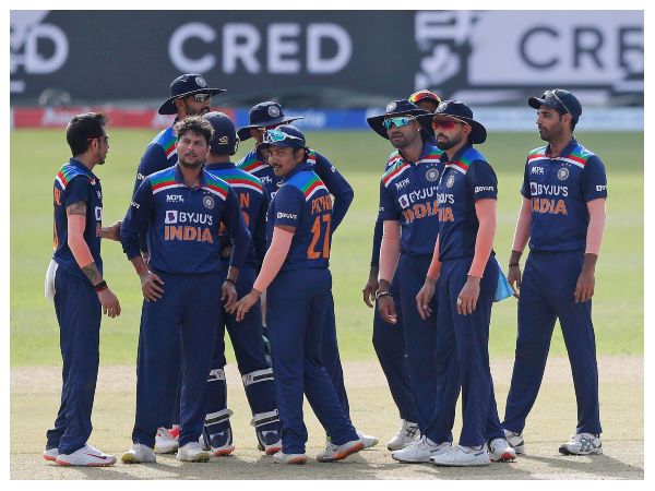 ಆಡಲು ಲಭ್ಯವಿರುವ ಆಟಗಾರರ ಪಟ್ಟಿ