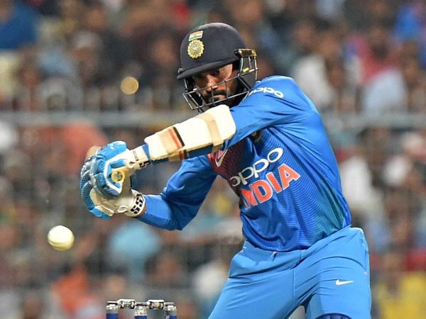 ದಿನೇಶ್ ಕಾರ್ತಿಕ್ಗೆ ಹೆಚ್ಚಿನ ಚಾನ್ಸ್ ದಿನೇಶ್ ಕಾರ್ತಿಕ್ಗೆ ಹೆಚ್ಚಿನ ಚಾನ್ಸ್