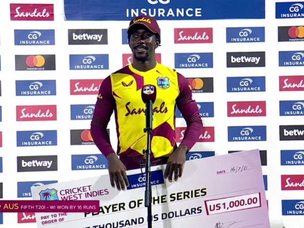 ವಾಲ್ಶ್‌ಗೆ ಸರಣಿಶ್ರೇಷ್ಠ ಪ್ರಶಸ್ತಿ