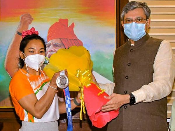 ಮಣಿಪುರ ಪೊಲೀಸ್ ಇಲಾಖೆಯಲ್ಲಿ ಉನ್ನತ ಹುದ್ದೆ 