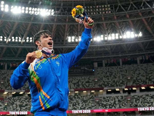 ಮಹೀಂದ್ರಾ ಸಂಸ್ಥೆಯಿಂದ ನೀರಜ್ ಚೋಪ್ರಾಗೆ ಎಕ್ಸ್‌ಯುವಿ ಗಿಫ್ಟ್ 