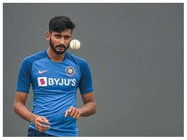 4. ವೇಗಿ ಖಲೀಲ್ ಅಹ್ಮದ್