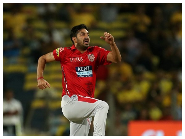 8. ವೇಗಿ ಮೋಹಿತ್ ಶರ್ಮಾ 