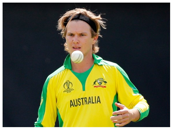 ಆಡಂ ಜಂಪಾ