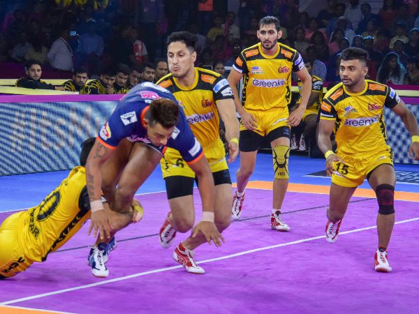 ಯುಪಿ ಯೋಧ, ಯು ಮುಂಬಾ